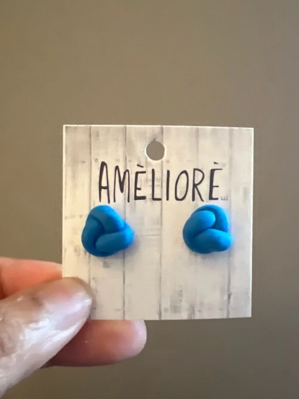 Amélioré Kids Blue Knot Stud Earrings